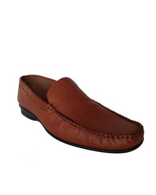 Δερμάτινο τρυπιτό μοκασίνι ταμπά